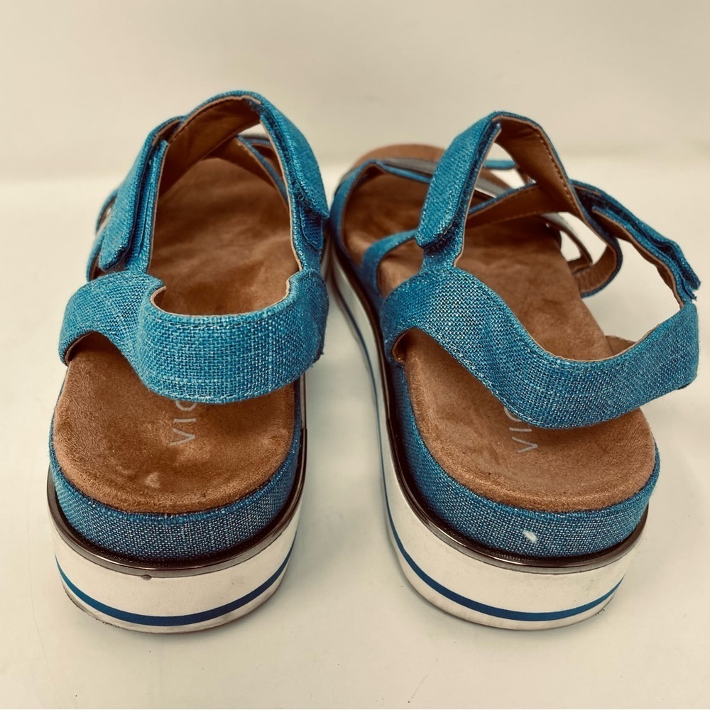 Beautiful barely worn Vionic denim sandals size 6 - Picture 6 of 8